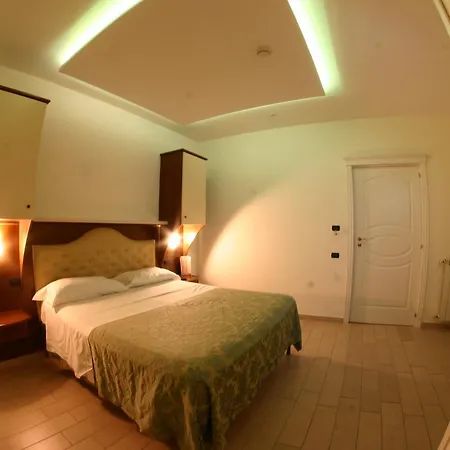 Hotel Chic Sant'Antimo Exterior photo