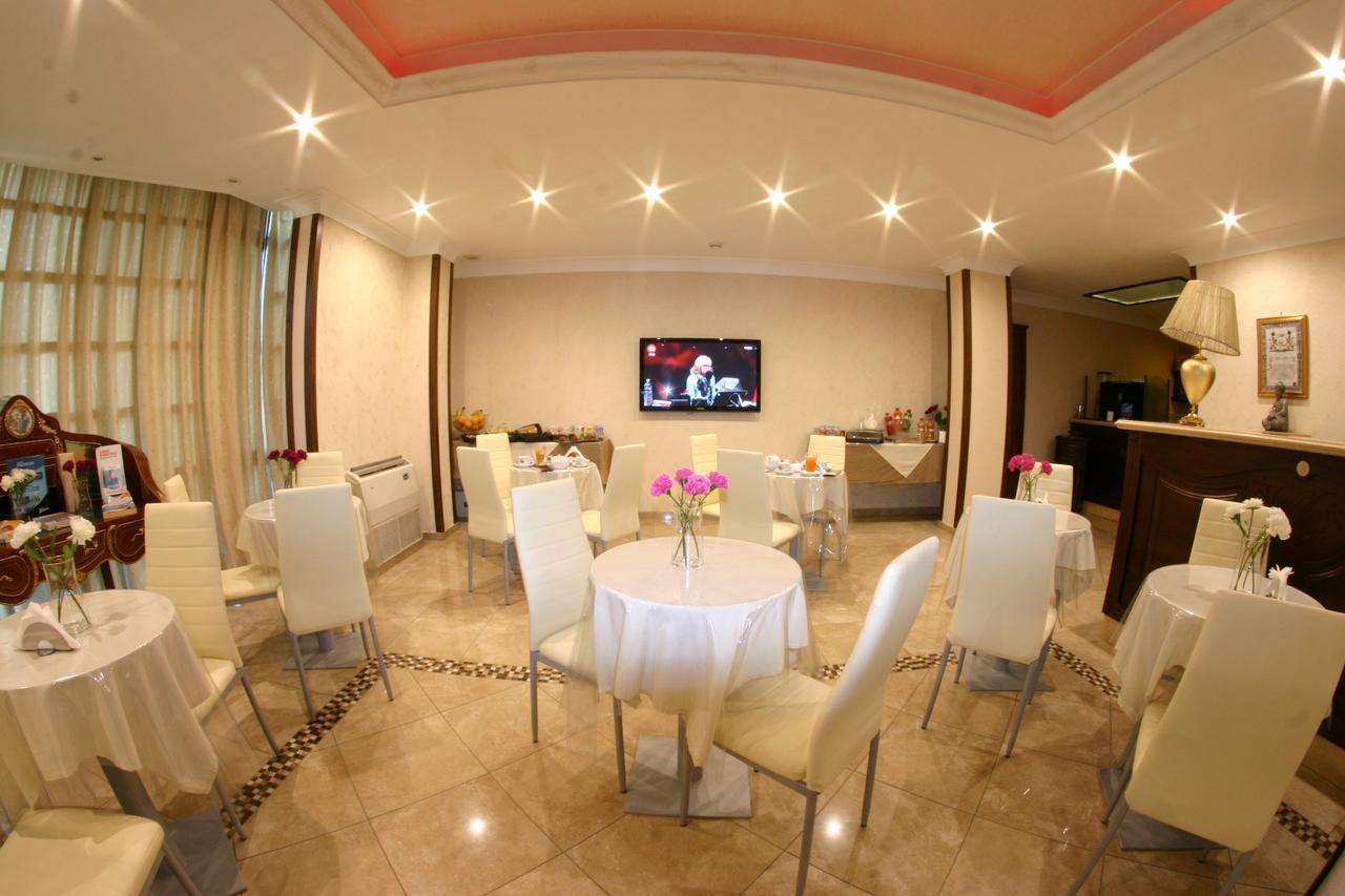 Hotel Chic 3*
