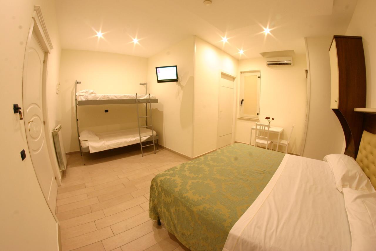 Hotel Chic 3*