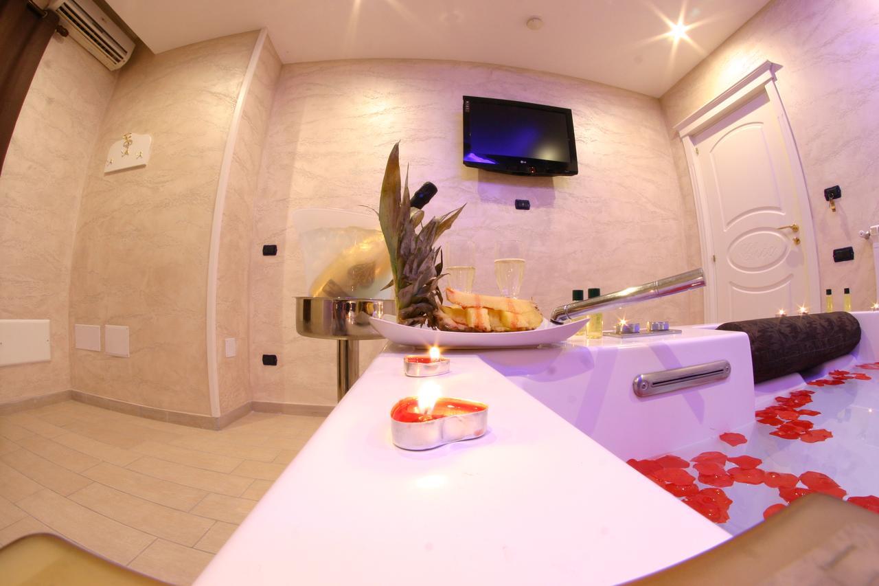 Chic 3*